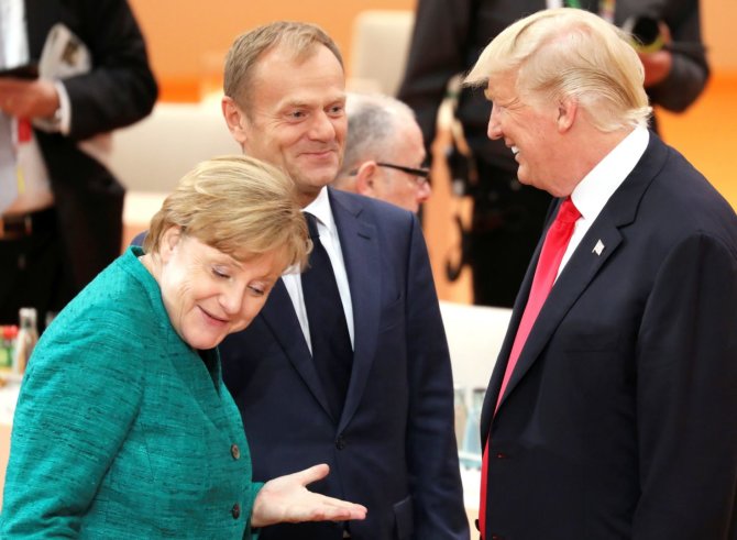 „Reuters“/„Scanpix“ nuotr./Angela Merkel, Donaldas Tuskas, Donaldas Trumpas 
