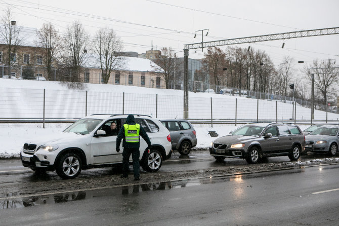 Pauliaus Peleckio / 15min nuotr./Policijos reidas 