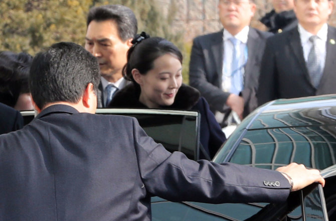 „Reuters“/„Scanpix“ nuotr./Šiaurės Korėjos lyderio Kim Jong Uno sesuo Kim Yo Jong Pietų Korėjoje