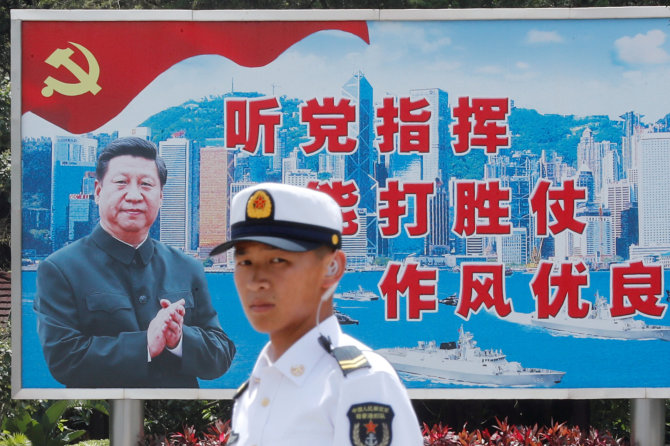„Reuters“/„Scanpix“ nuotr./Kinijos jūreivis