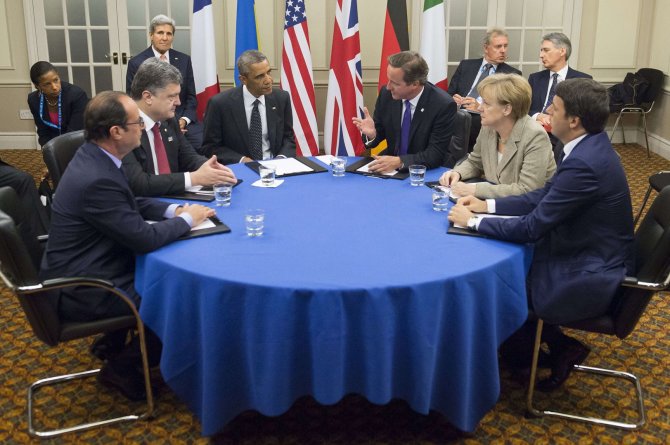 AFP/„Scanpix“ nuotr./Petro Porošenkos susitikimas su Vakarų šalių lyderiais.