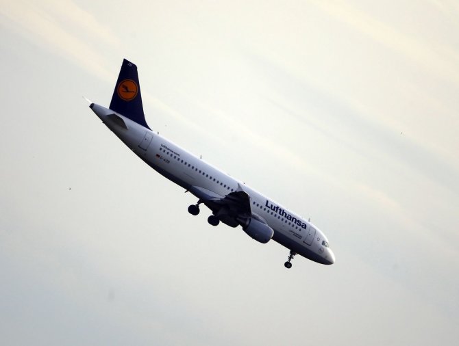 „Reuters“/„Scanpix“ nuotr./„Lufthansa“ lėktuvas