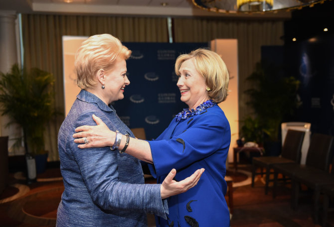 R.Dačkaus nuotr./Dalia Grybauskaitė ir Hillary Clinton