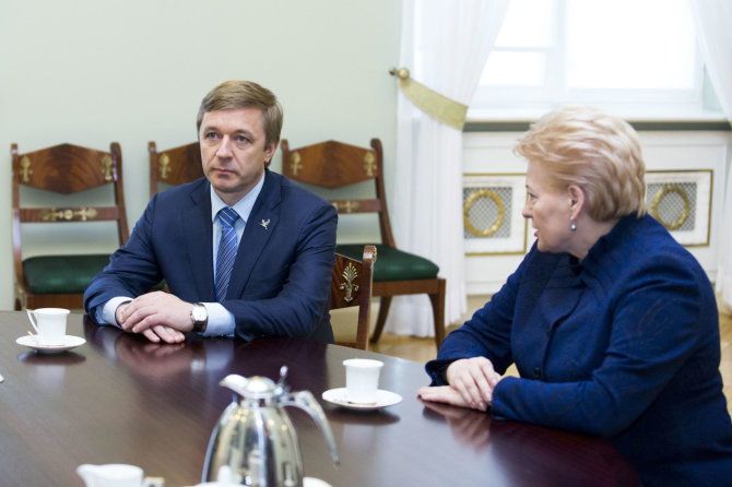 Irmanto Gelūno / 15min nuotr./Ramūnas Karbauskis ir Dalia Grybauskaitė (2016 m.)