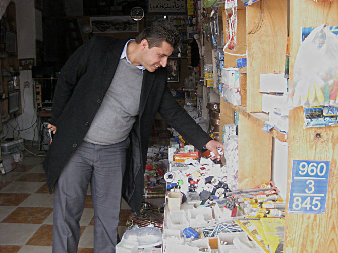 Irakiečio Serbesto (32 m.) elektros prekių parduotuvė