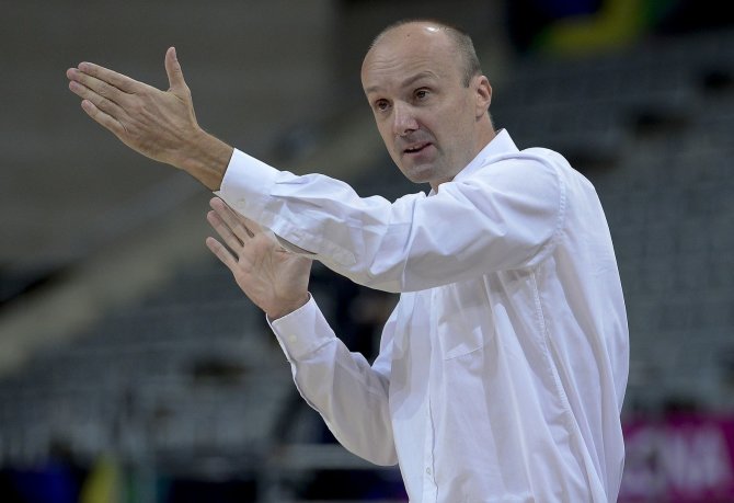„Reuters“/„Scanpix“ nuotr./Slovėnijos rinktinės treneris Jure Zdovcas