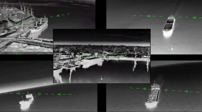 Kadras iš vaizdo įrašo/Ukrainos dronai smogė 5 Rusijos laivams