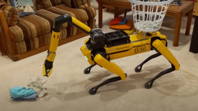 Stopkadras/„Boston Dynamics“ robotas-šuo „Spot“ dabar bus idealus pagalbininkas paauglio kambariui apkuopti