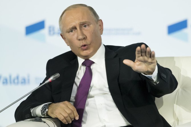 „Scanpix“/AP nuotr./V.Putinas Valdajaus konferencijoje