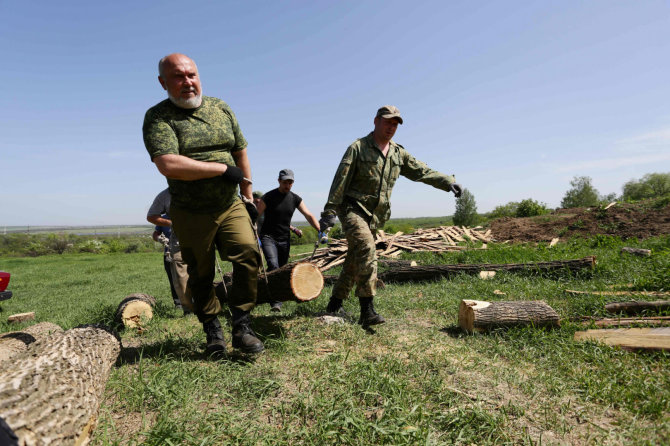 AFP/„Scanpix“ nuotr./Separatistai Rytų Ukrainoje