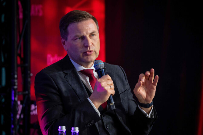 Hanno Pevkuras / WOJTEK RADWANSKI / AFP