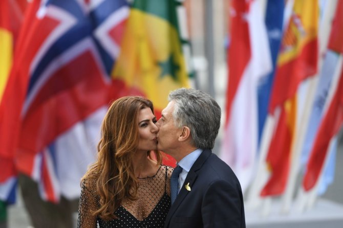 AFP/„Scanpix“ nuotr./Argentinos prezidentas Mauricio Macri su žmona Juliana Awada