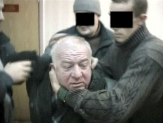 „Reuters“/„Scanpix“ nuotr./2004 metais sulaikomas Sergejus Skripalis