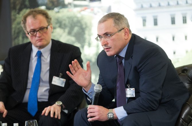 URM nuotr./Leonidas Donskis ir Michailas Chodorkovskis