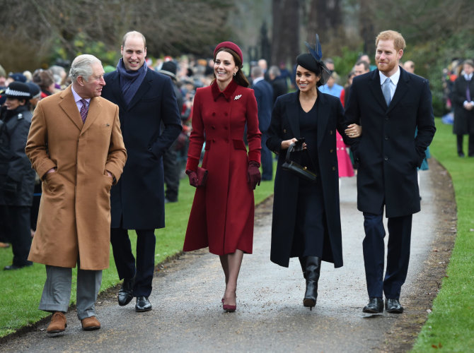 AFP/„Scanpix“ nuotr./Princas Charlesas, princas Williamas, Kembridžo hercogienė Catherine, Sasekso hercogienė Meghan ir princas Harry