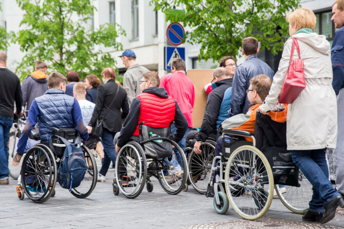 Luko Balandžio / 15min nuotr./Žmonių su negalia eitynės