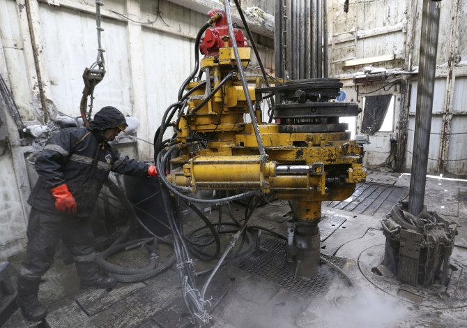„Reuters“/„Scanpix“ nuotr./„Rosneft“ naftos gręžinys