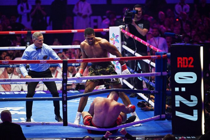 „Reuters“/„Scanpix“ nuotr./Anthony Joshua prieš Kristianą Prengą