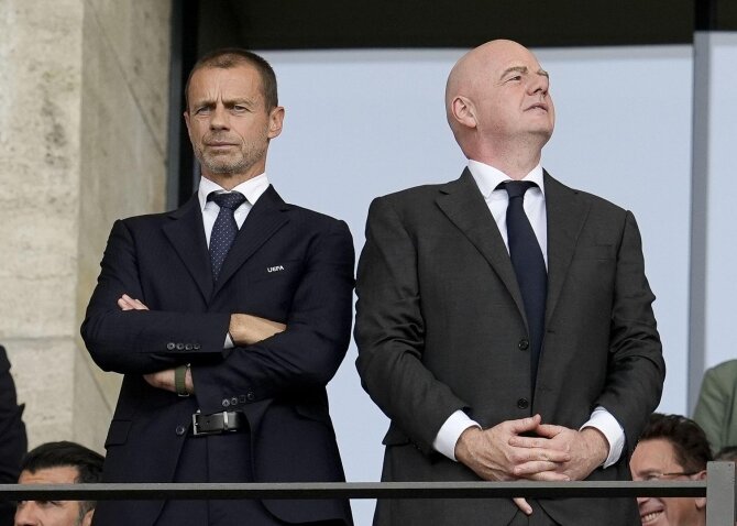 Vida Press nuotr./UEFA ir FIFA prezidentai Aleksanderis Čeferinas bei Gianni Infantino