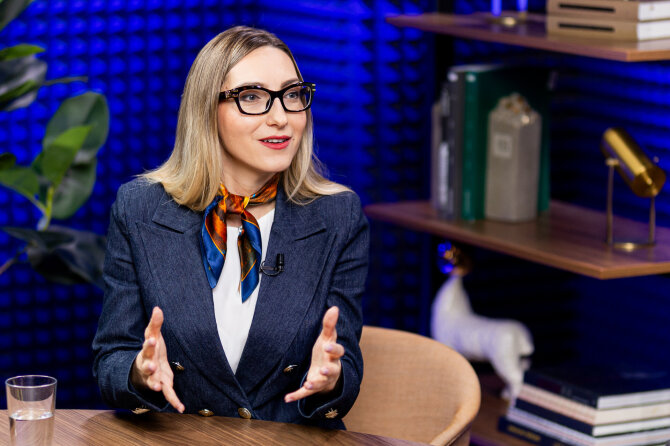 Susisiekimo ministerijos nuotr./Susisiekimo viceministrė D. Sujetaitė: „Kiekvienos duobės nesutvarkysime“