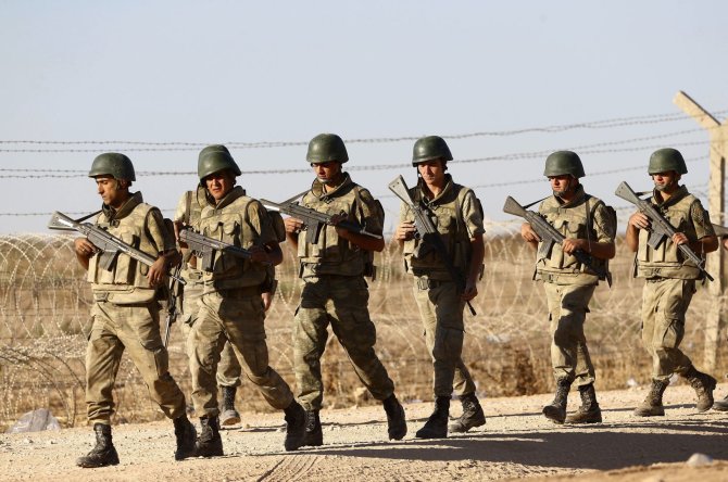 „Reuters“/„Scanpix“ nuotr./Turkijos kariai