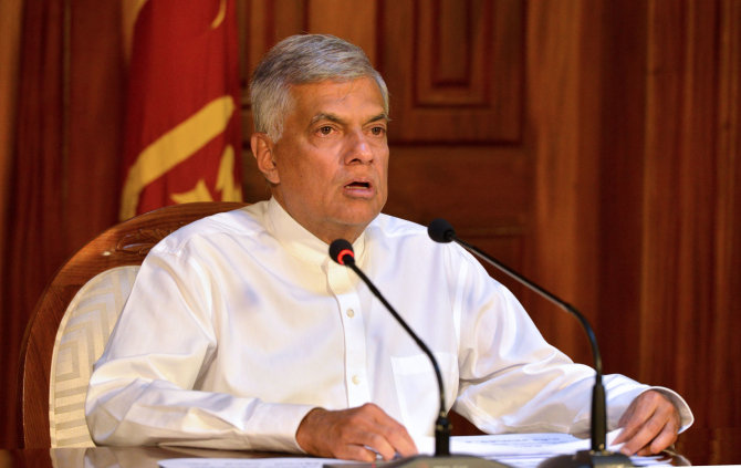 AFP/„Scanpix“ nuotr./Šri Lankos premjeras Ranilas Wickremesinghe