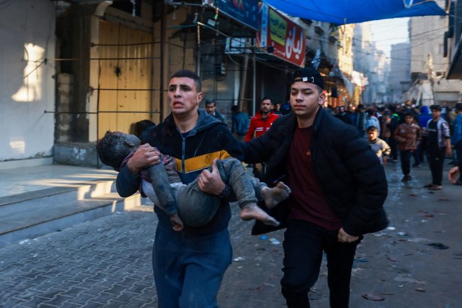 AFP/„Scanpix“ nuotr./Izraelis smogė Gazos Ruožui