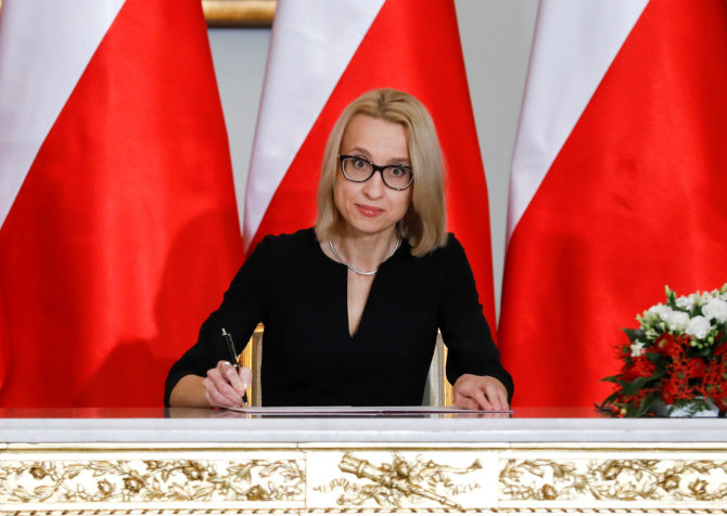 „Reuters“/„Scanpix“ nuotr./Naujoji Lenkijos finansų ministrė Teresa Czerwinska