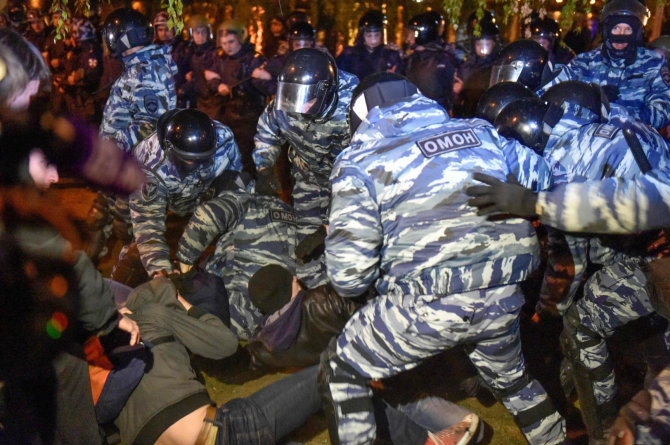 AFP/„Scanpix“ nuotr./Tęsiasi neramumai Jekaterinburge