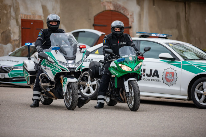 Klaipėdos apskrities VPK nuotr./Policijos pareigūnai ėmė patruliuoti ant motociklų