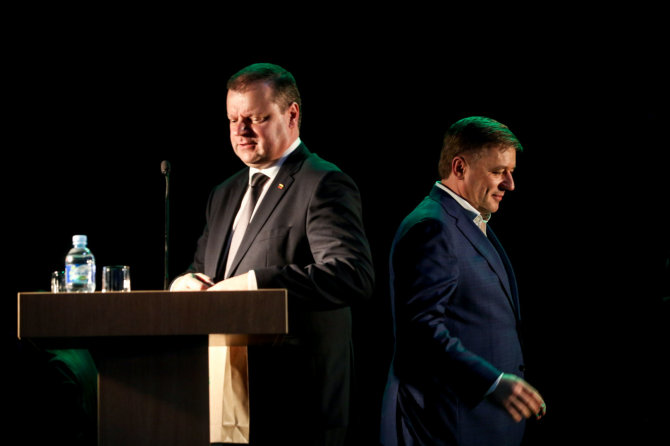 Vidmanto Balkūno / 15min nuotr./Ramūnas Karbauskis ir Saulius Skvernelis