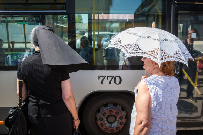 Luko Balandžio / 15min nuotr./Karštis Vilniaus viešajame transporte