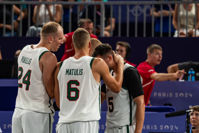 Kipro Štreimikio/LTOK nuotr./Paryžiaus olimpinių žaidynių 3x3 krepšinio rungtynės: Lietuva – Prancūzija