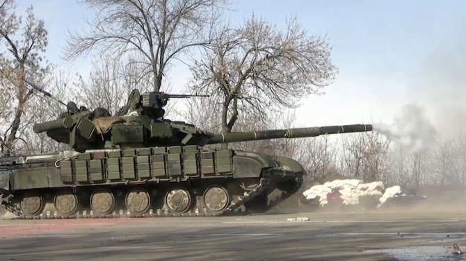 „Reuters“/„Scanpix“ nuotr./Ukrainiečių tankas T-64