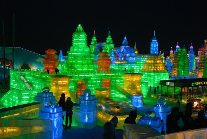 123rf.com nuotr./Ledo ir sniego skulptūrų festivalis Kinijoje sulaukia milijonų lankytojų