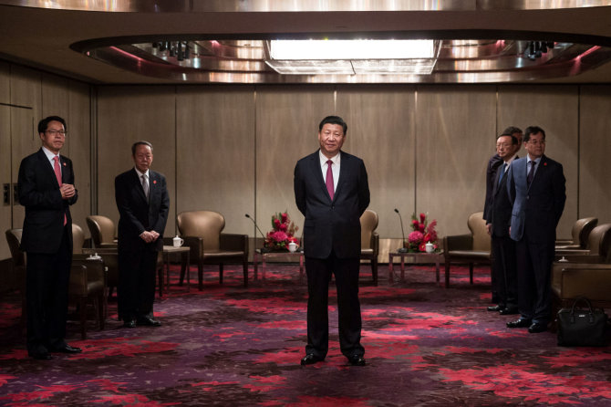 „Reuters“/„Scanpix“ nuotr./Xi Jinpingas Honkonge