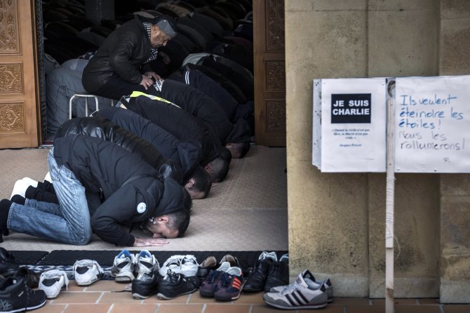 AFP/„Scanpix“ nuotr./Musulmonai Prancūzijoje