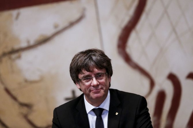 AFP/„Scanpix“ nuotr./Katalonijos vadovas Carlesas Puigdemont'as