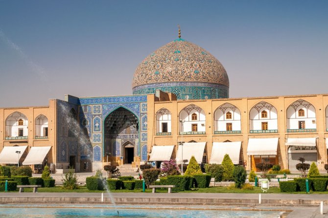 123rf.com nuotr./Šeicho Loftalos mečetė, Iranas