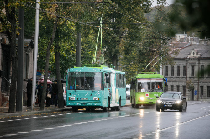 Eriko Ovčarenko / 15min nuotr./Troleibusų pirkimo sutarties pasirašymas