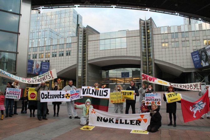 I.Sinkevičiūtės nuotr./Protestas prieš Astravo AE Briuselyje