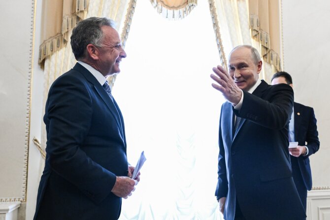„Zumapress“/„Scanpix“/Vladimiras Putinas, Steve'as Witkoffas