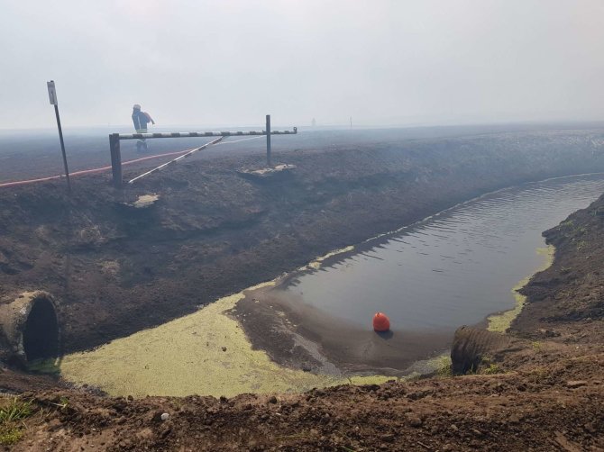 Jurgitos Andriejauskaitės/15min. nuotr./Gaisras Traksėdžių durpyne