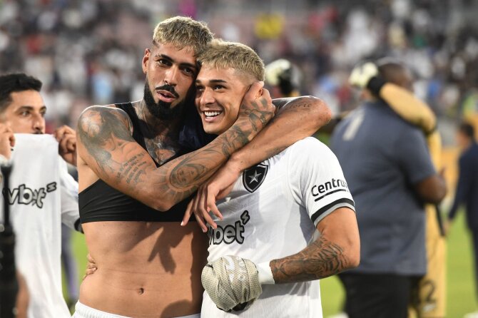 Vida Press nuotr./,,Botafogo“ futbolininkai po pergalės prieš ,,PSG“