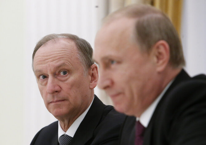N. Patruševas ir V. Putinas / SERGEI KARPUKHIN / AFP