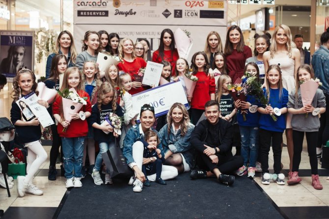 Agnės Būdvytytės nuotr./„Mini Model Look 2018“ modelių konkurso akimirka