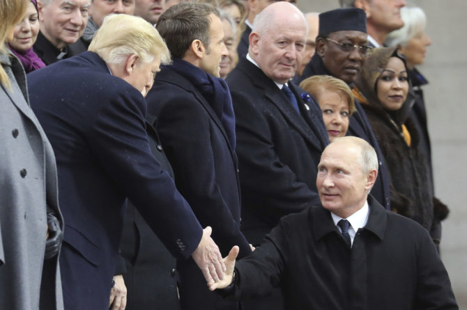„Scanpix“/AP nuotr./Kaip įprasta, Vladimiras Putinas vėlavo.
