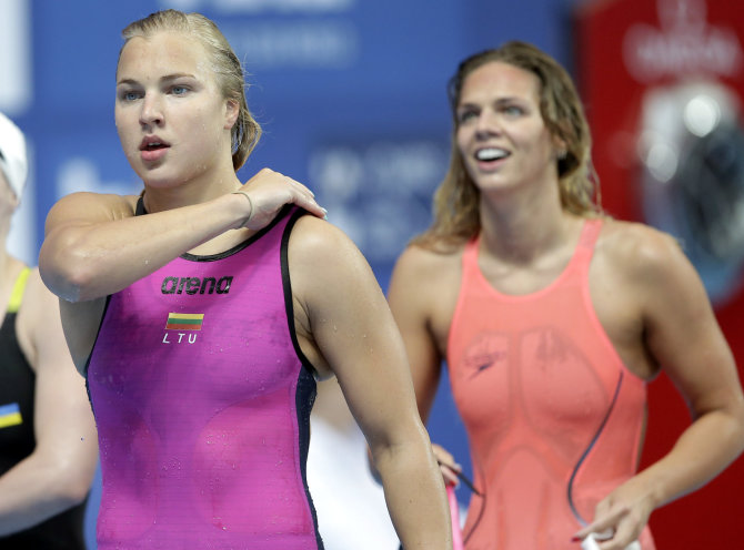 AFP/„Scanpix“ nuotr./Rūta Meilutytė ir Julija Jefimova