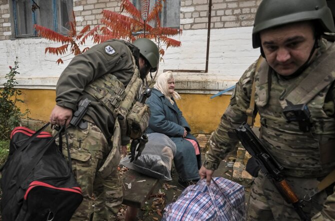 „Reuters“/„Scanpix“/Evakuacija Ukrainoje