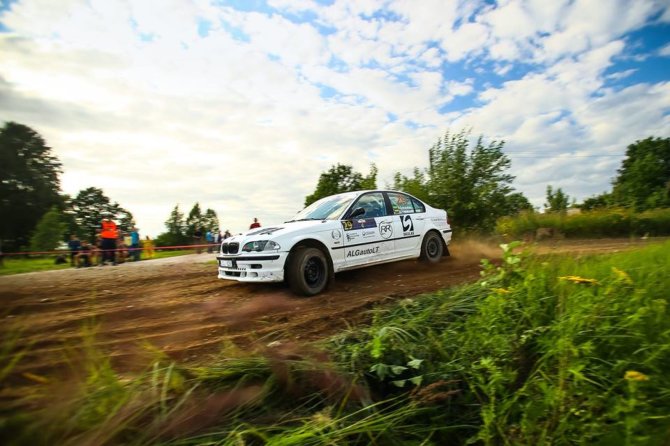 Egidijaus Babelio nuotr./„RR Team“ komanda „Samsonas Rally Rokiškis“ varžybose